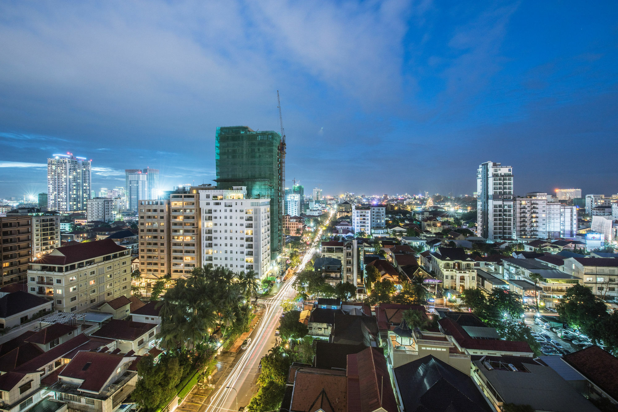 Mansion 51 Hotel & Apartment Phnom Penh Exterior photo